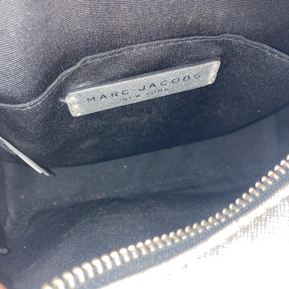 Marc Jacobs Crossbody Bag Silver Playback Logo - Picture 2 of 3